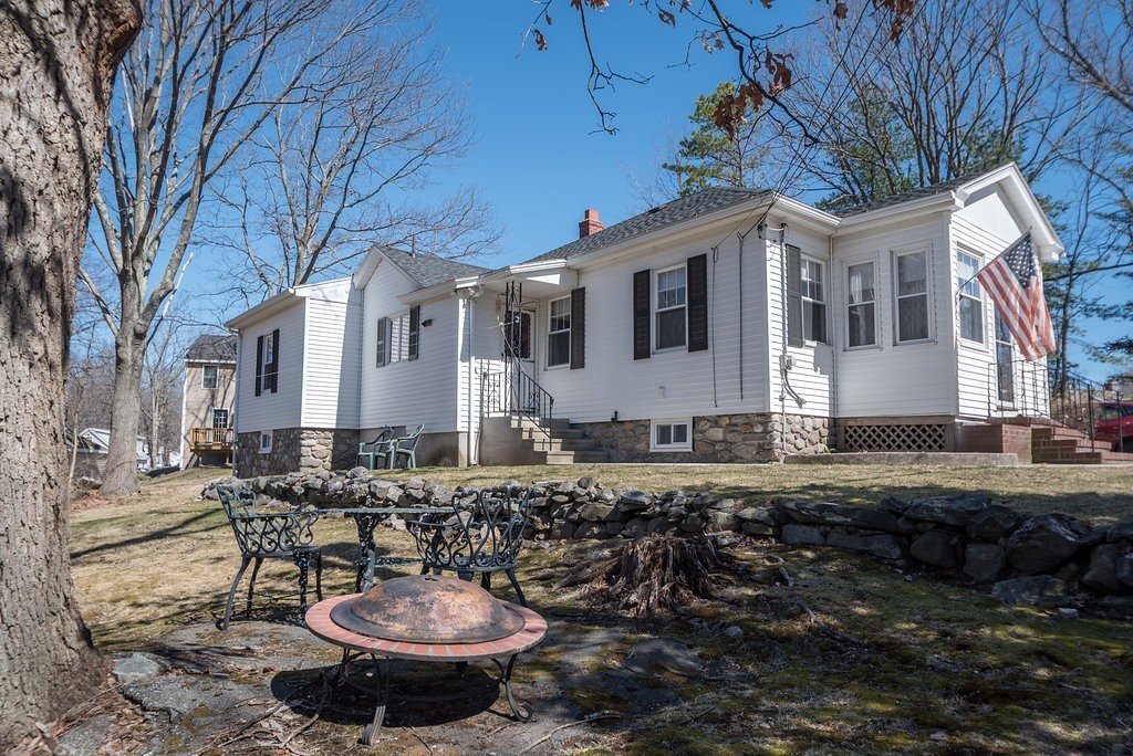 39 Ormonde Road Methuen, MA 01844 - Photo 3 of 26 Gallery Image 3