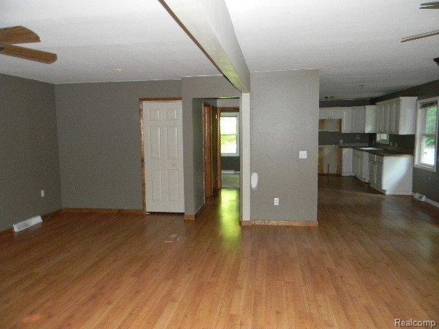 1751 Shoup Road Leonard, MI 48367 - Photo 11 of 20 DSCN8663.jpg