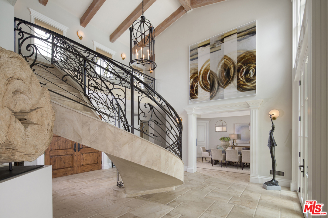 29208 Cliffside Drive Malibu, CA 90265 - Photo 6 of 21