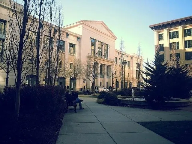 $2,400 | 700 Church Street, Unit 506, Nashville, TN 37203