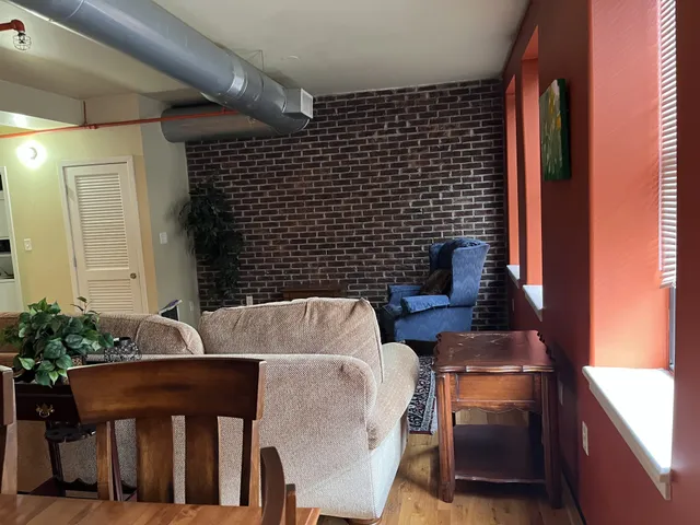 $2,400 | 700 Church Street, Unit 506, Nashville, TN 37203