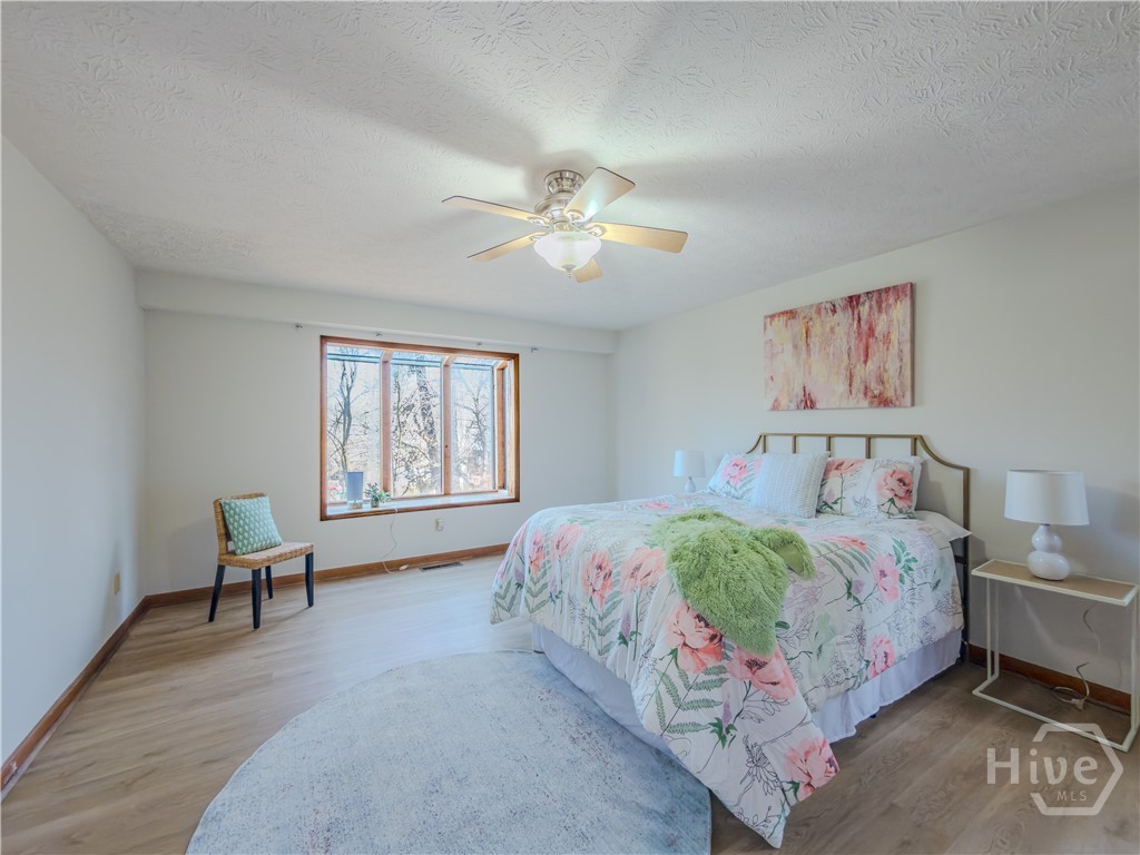 3053 Pointe Court Snellville, GA 30039 - Photo 5 of 47