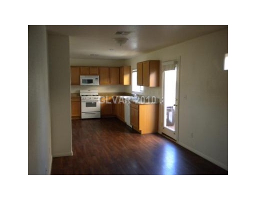 4765 Pinon Pointe Road Las Vegas, NV 89115 - Photo 4 of 16 Kitchen.