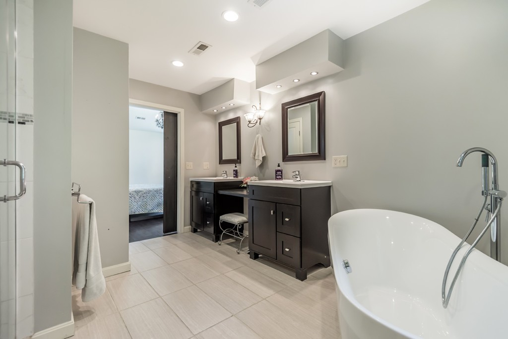 56 Prospect Road Andover, MA 01810 - Photo 22 of 30 Gallery Image 22