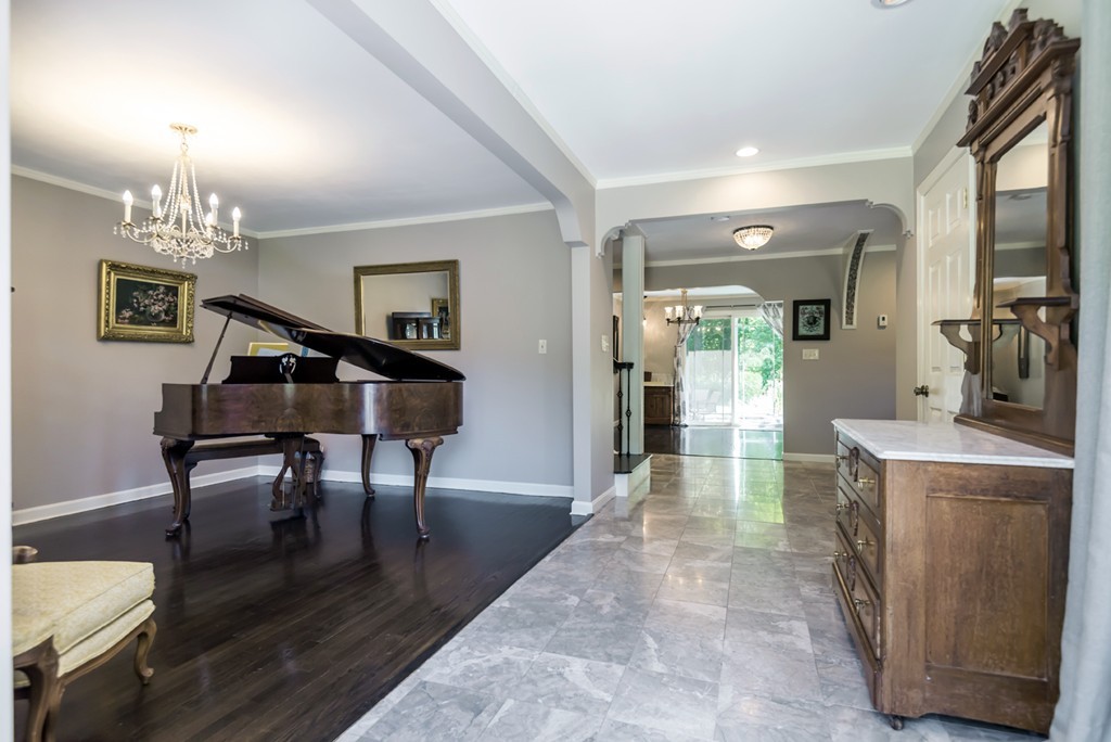56 Prospect Road Andover, MA 01810 - Photo 3 of 30 Gallery Image 3