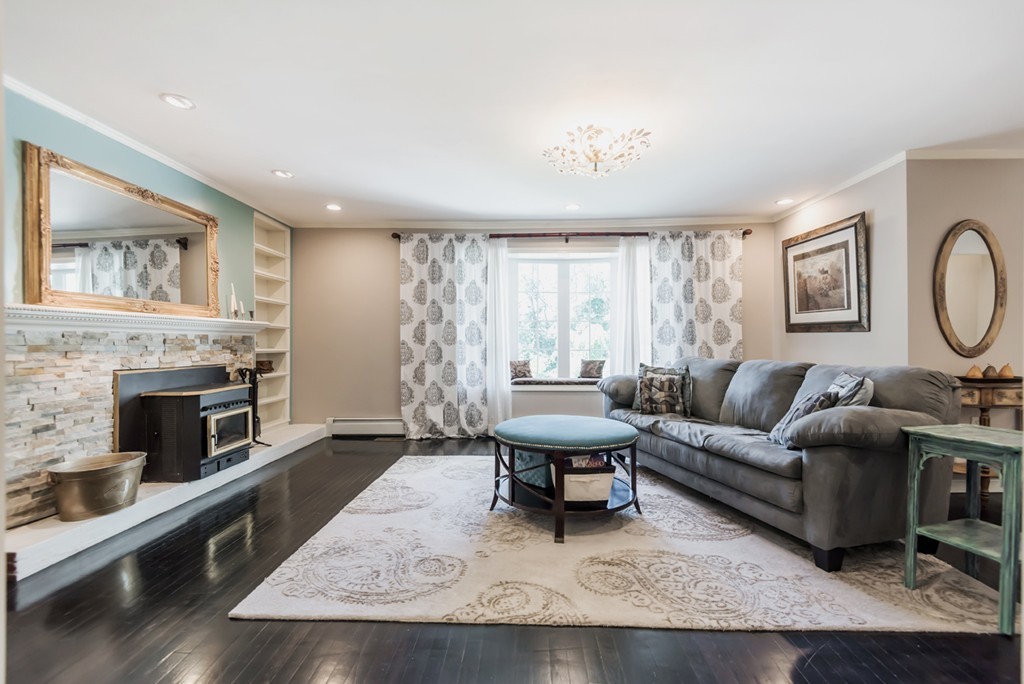 56 Prospect Road Andover, MA 01810 - Photo 5 of 30 Gallery Image 5