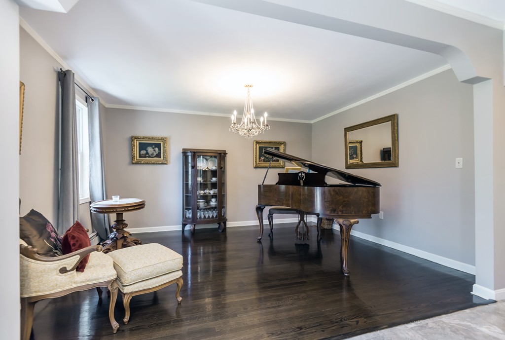 56 Prospect Road Andover, MA 01810 - Photo 7 of 30 Gallery Image 7