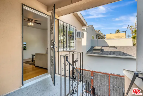 $2,598,000 | 1226 Chelsea Avenue, Santa Monica, CA 90404