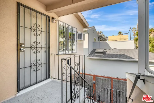 $2,598,000 | 1226 Chelsea Avenue, Santa Monica, CA 90404