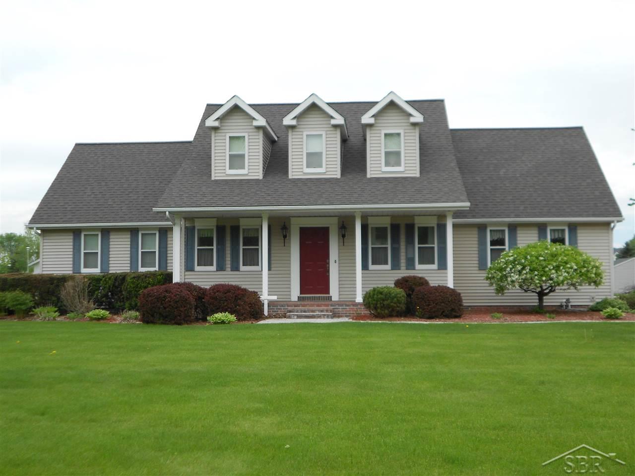 7777 North River Road Freeland, MI 48623 - Photo 2 of 41