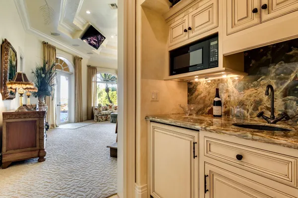 $9,950,000 | 4089 Southeast Old St Lucie Boulevard, Stuart, FL 34996