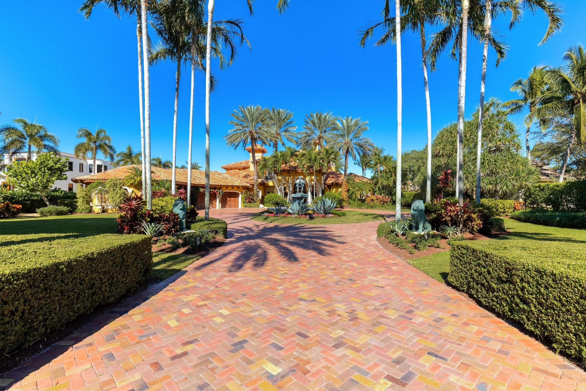 4089 Southeast Old St Lucie Boulevard Stuart, FL 34996 - Photo 6 of 99 a view of a park with palm trees
