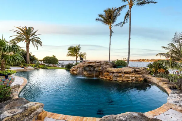 $9,950,000 | 4089 Southeast Old St Lucie Boulevard, Stuart, FL 34996