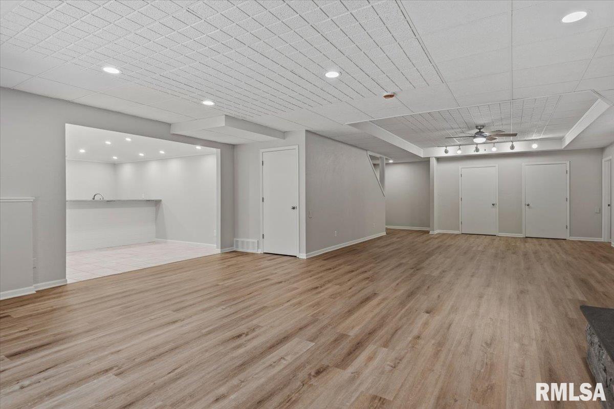 1904 Oak Creek Road Springfield, IL 62704 - Photo 68 of 90 Gallery Image 68
