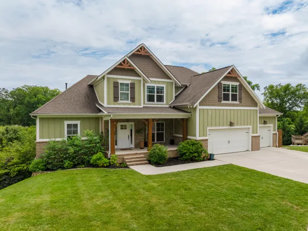$800,000 | 1406 Bridgeview Drive, Chattanooga, TN 37415