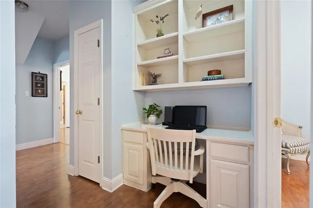 a view of livingroom with furniture and wooden floor