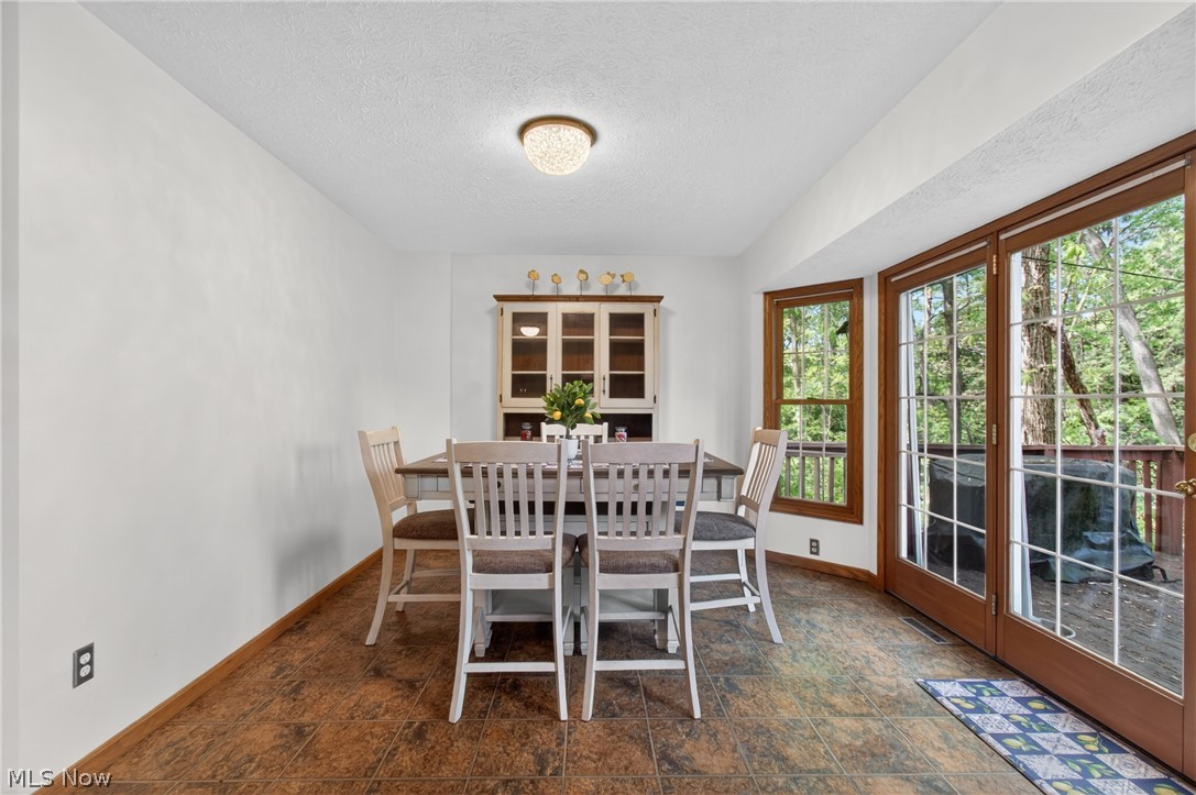 1741 Wales Road Northeast Massillon, OH 44646 - Photo 14 of 34