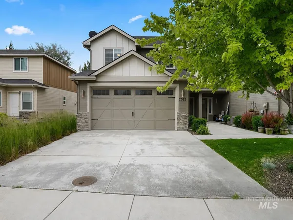$389,900 | 2082 West Pine Avenue, Meridian, ID 83642