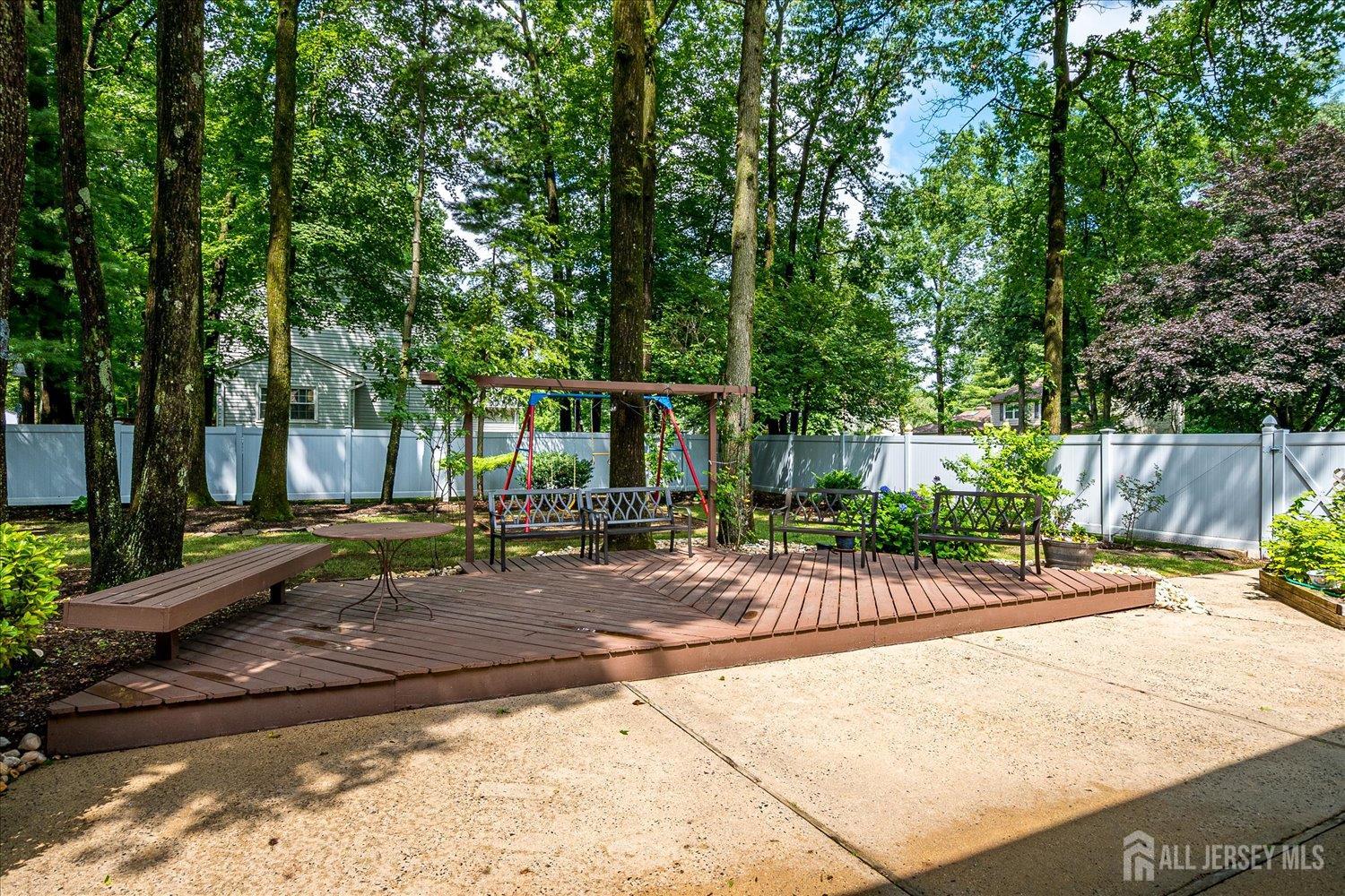 2 Pine Ridge Drive Edison, NJ 08820 - Photo 39 of 50 a view of a backyard with sitting area