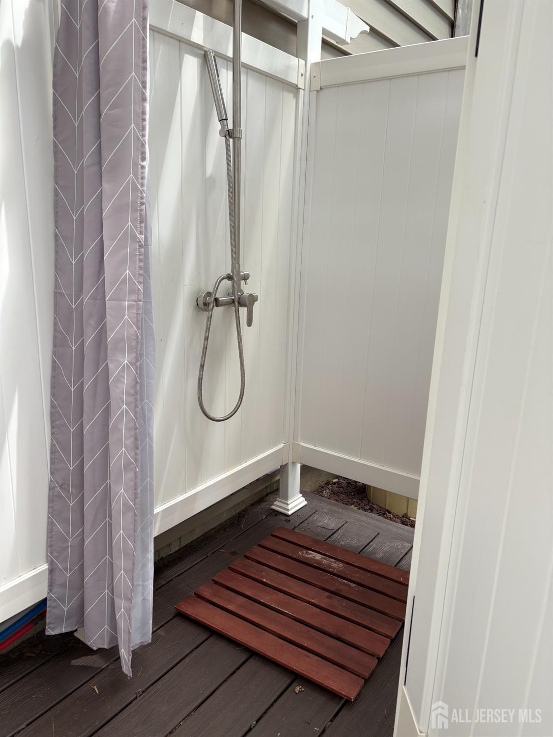 2 Pine Ridge Drive Edison, NJ 08820 - Photo 47 of 50 a bathroom with a shower