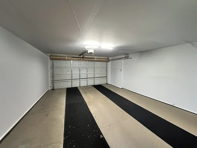 $2,299 | 15257 60th Avenue North, Plymouth, MN 55446