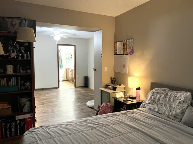 $2,299 | 15257 60th Avenue North, Plymouth, MN 55446