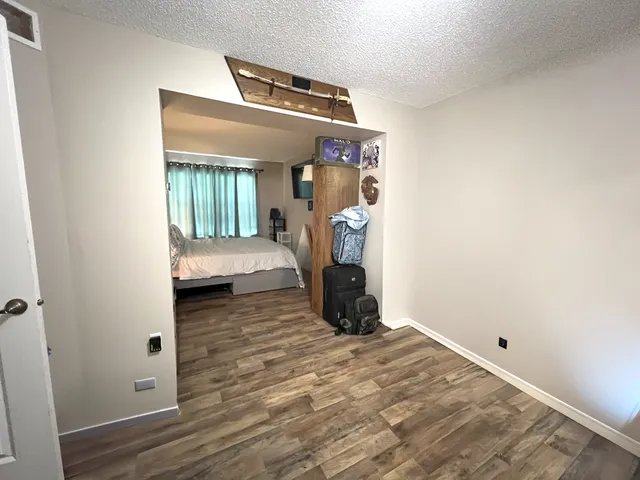 $2,299 | 15257 60th Avenue North, Plymouth, MN 55446