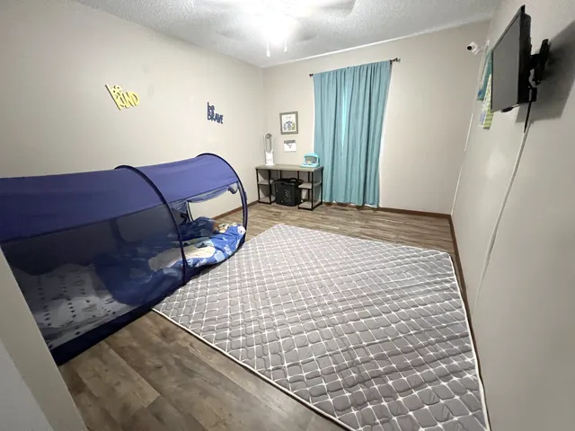 $2,299 | 15257 60th Avenue North, Plymouth, MN 55446