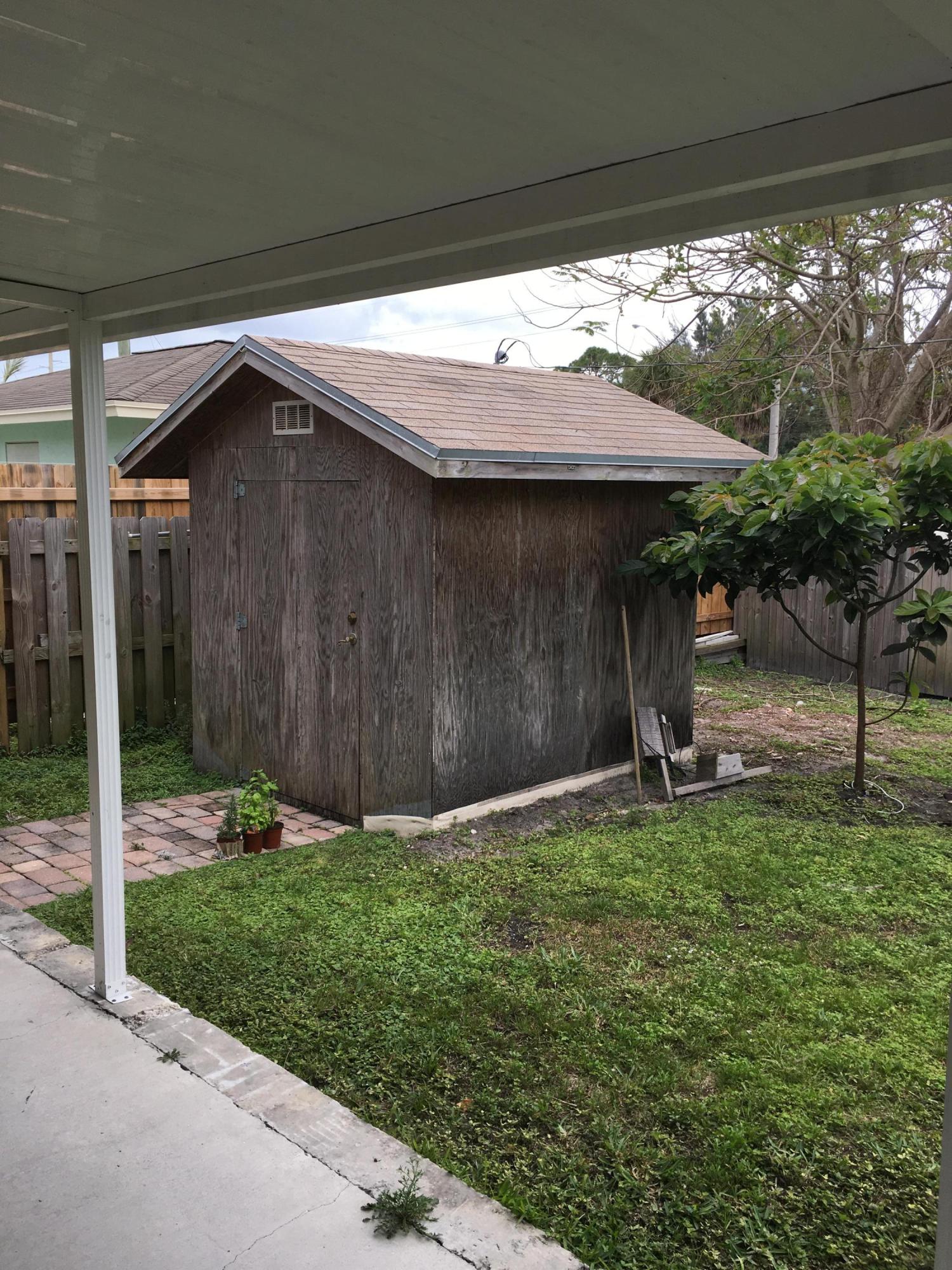 5644 Coconut Road West Palm Beach, FL 33413 - Photo 18 of 19 image