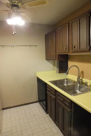 $79,900 | 4215 North 100th Street, Unit 141, Milwaukee, WI 53222