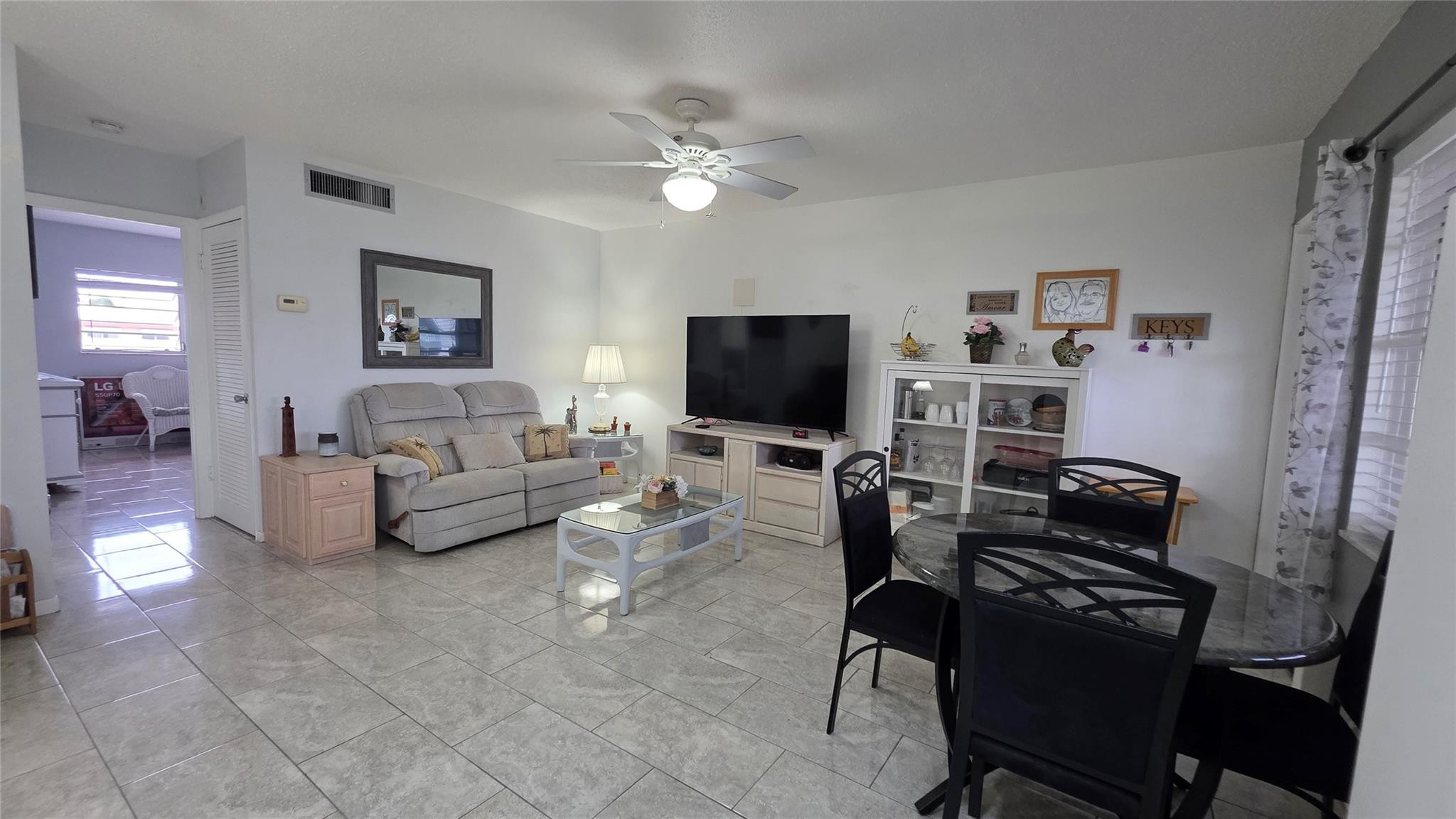 5300 Washington Street, Unit L338 Hollywood, FL 33021 - Photo 5 of 23 Photo 5