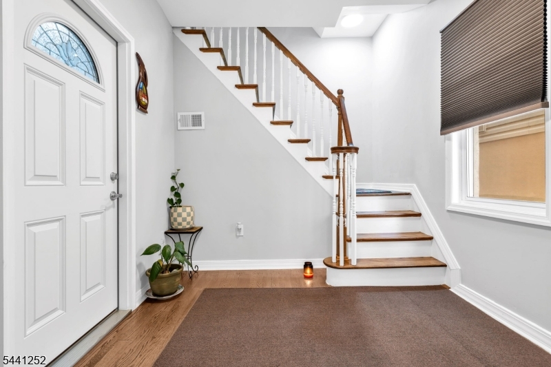 510 Burnham Road Elizabeth, NJ 07202 - Photo 11 of 40