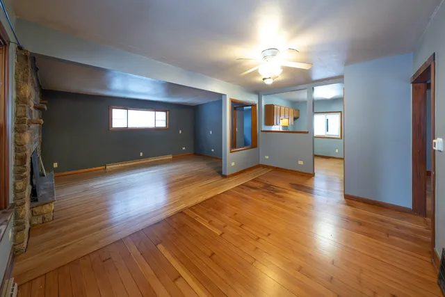 $325,000 | 1119 Pleasant Street, Lake Geneva, WI 53147