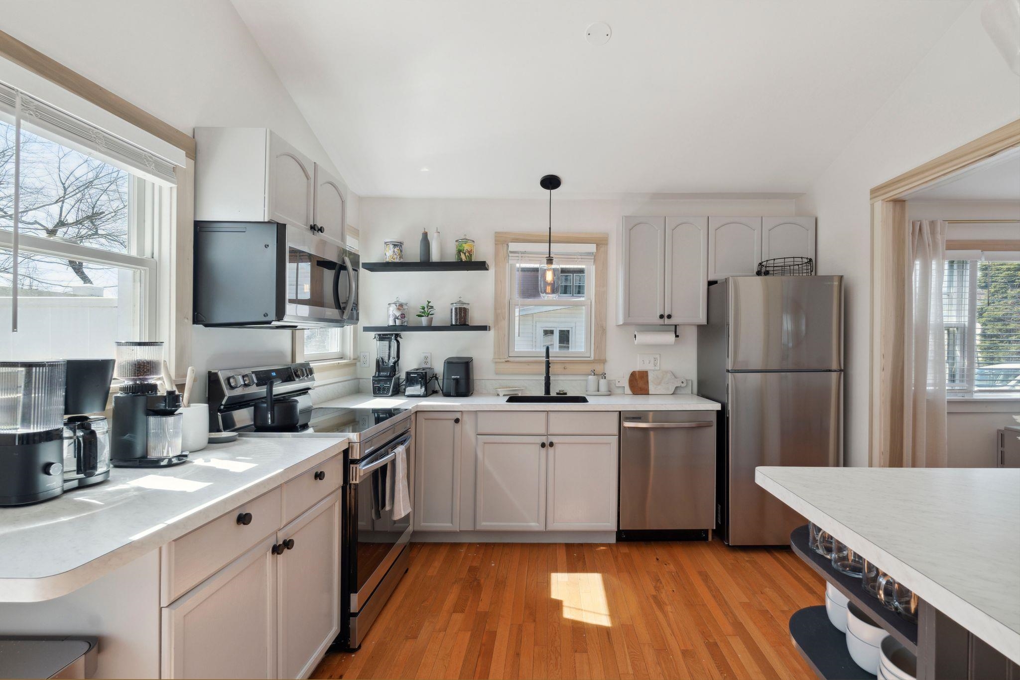 35 Glen Road Hampton, NH 03842 - Photo 8 of 27