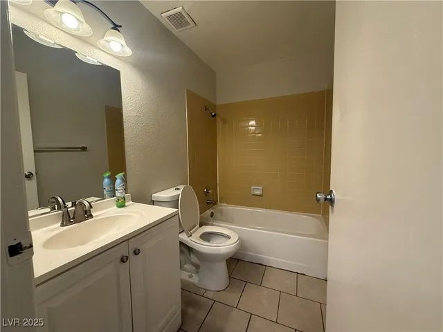 $1,195 | 2853 Wheelwright Drive, Unit A, Las Vegas, NV 89121