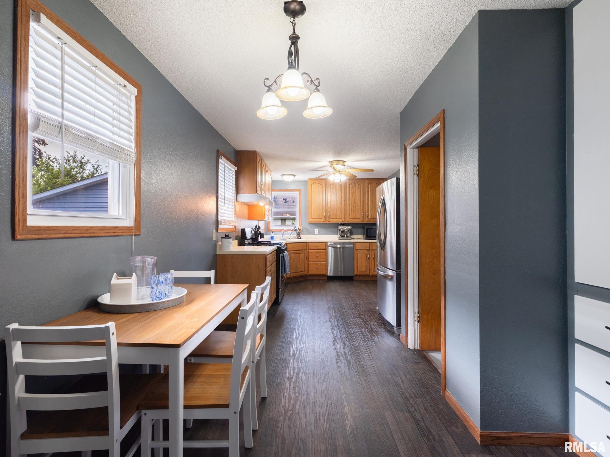 1307 State Street Pekin, IL 61554 - Photo 25 of 50