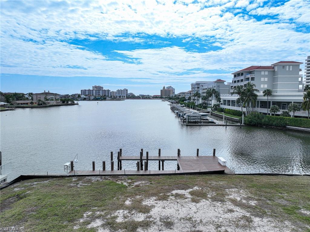 128 Bayview Avenue Naples, FL 34108 - Photo 6 of 30