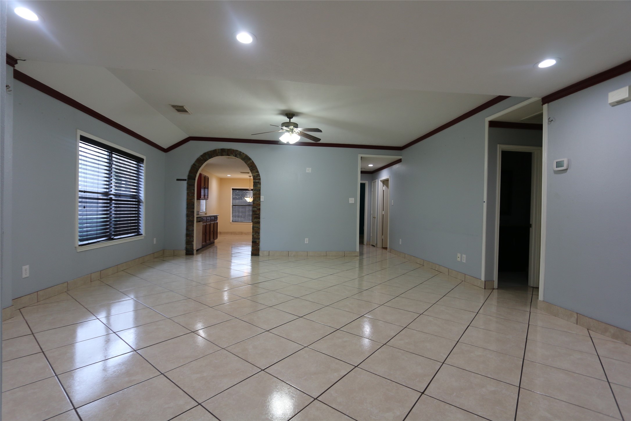 5914 Ridgebriar Lane Houston, TX 77085 - Photo 2 of 8 a view of entryway with a space