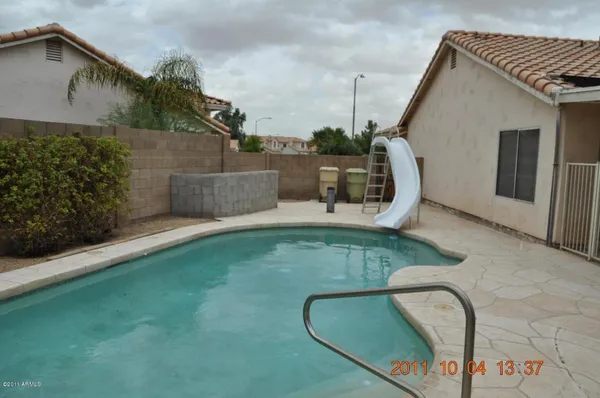 $2,450 | 7283 West Tina Lane, Glendale, AZ 85310