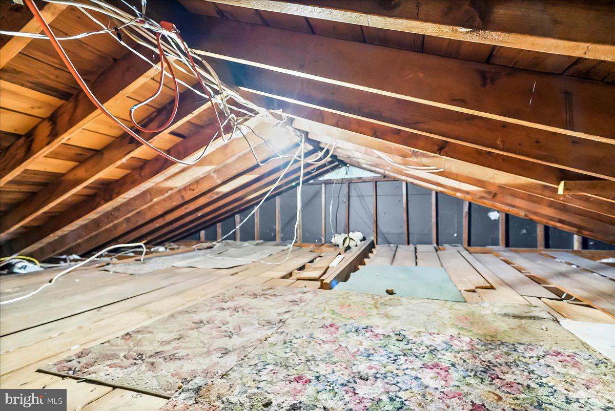 1114 Wynnbrook Road Secane, PA 19018 - Photo 20 of 33