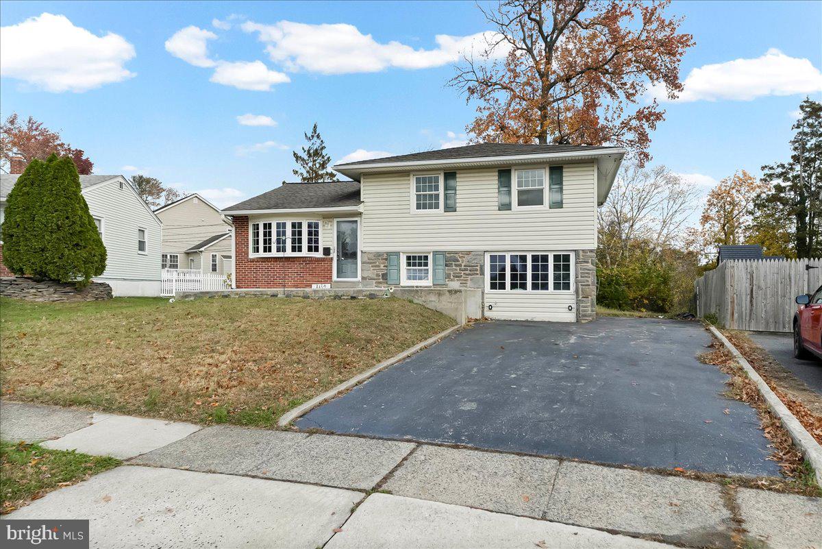 1114 Wynnbrook Road Secane, PA 19018 - Photo 2 of 33