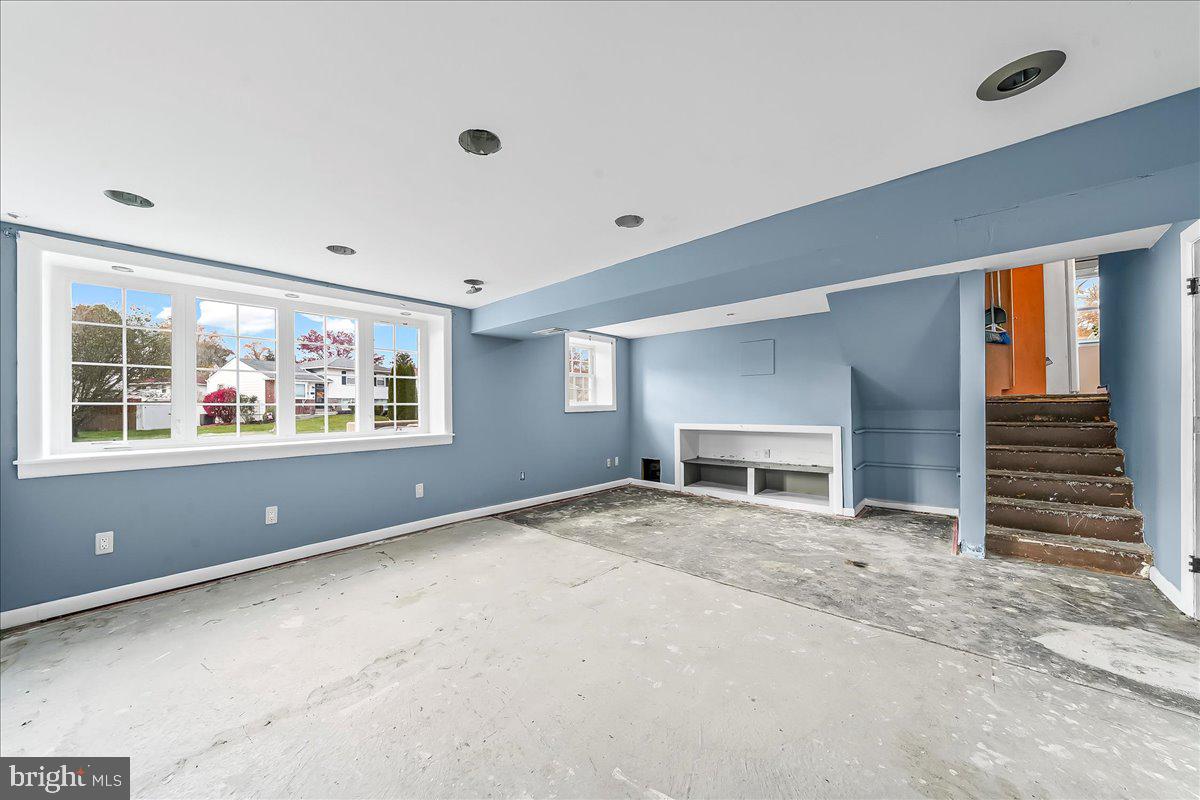 1114 Wynnbrook Road Secane, PA 19018 - Photo 22 of 33