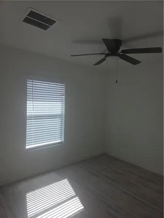 $2,000 | 1145 11th Avenue Southwest, Vero Beach, FL 32962