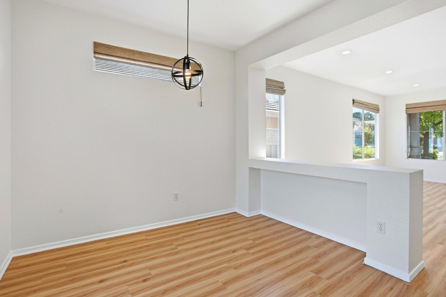 4064 Rose Creek Road Roseville, CA 95747 - Photo 14 of 33