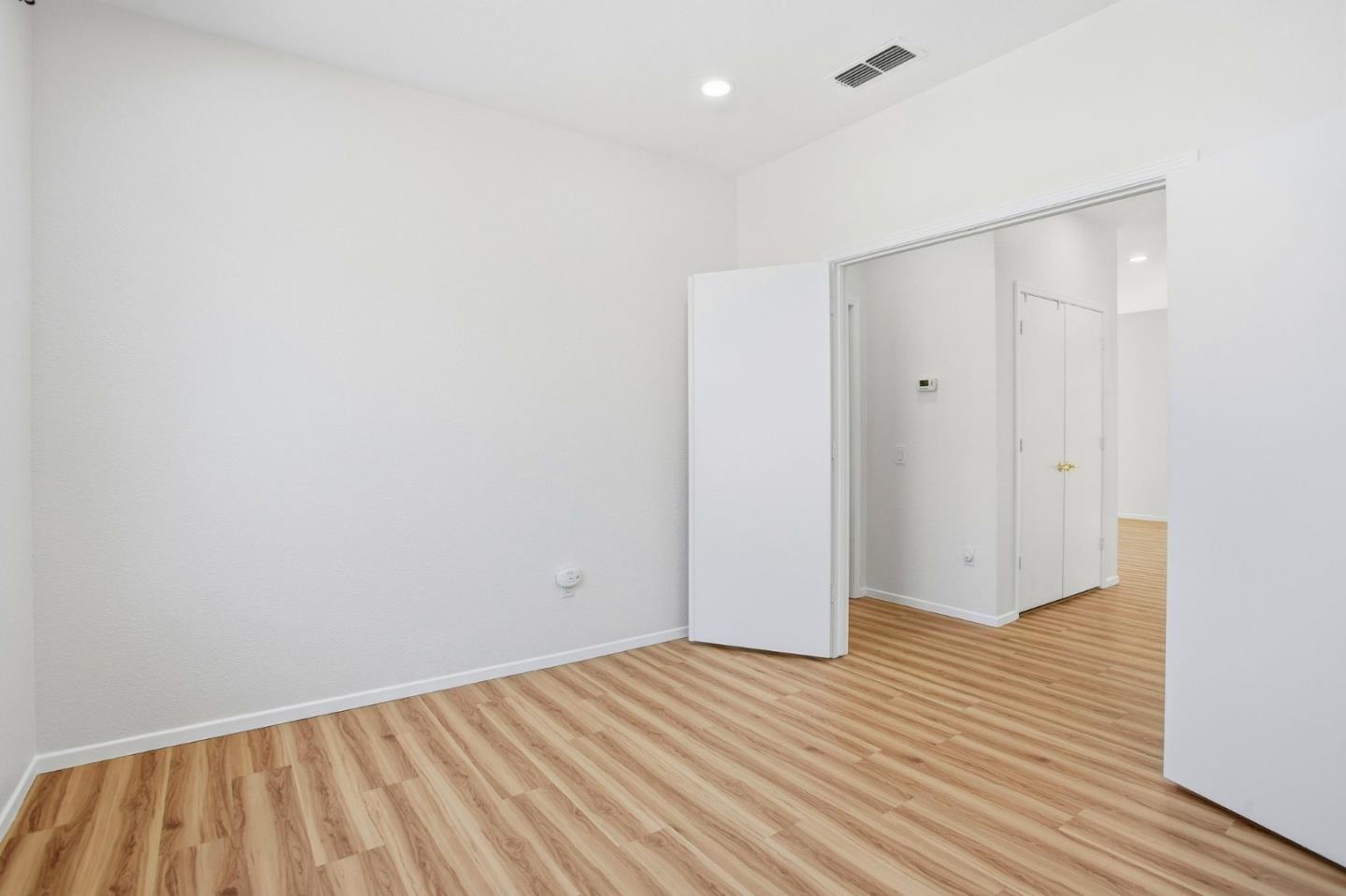 4064 Rose Creek Road Roseville, CA 95747 - Photo 19 of 33