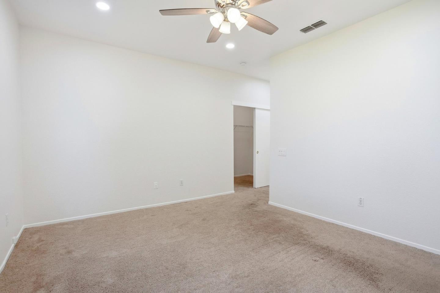 4064 Rose Creek Road Roseville, CA 95747 - Photo 23 of 33