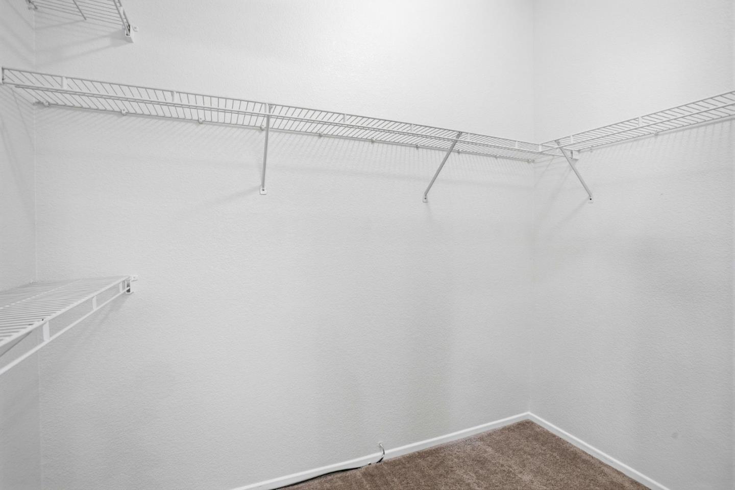 4064 Rose Creek Road Roseville, CA 95747 - Photo 24 of 33