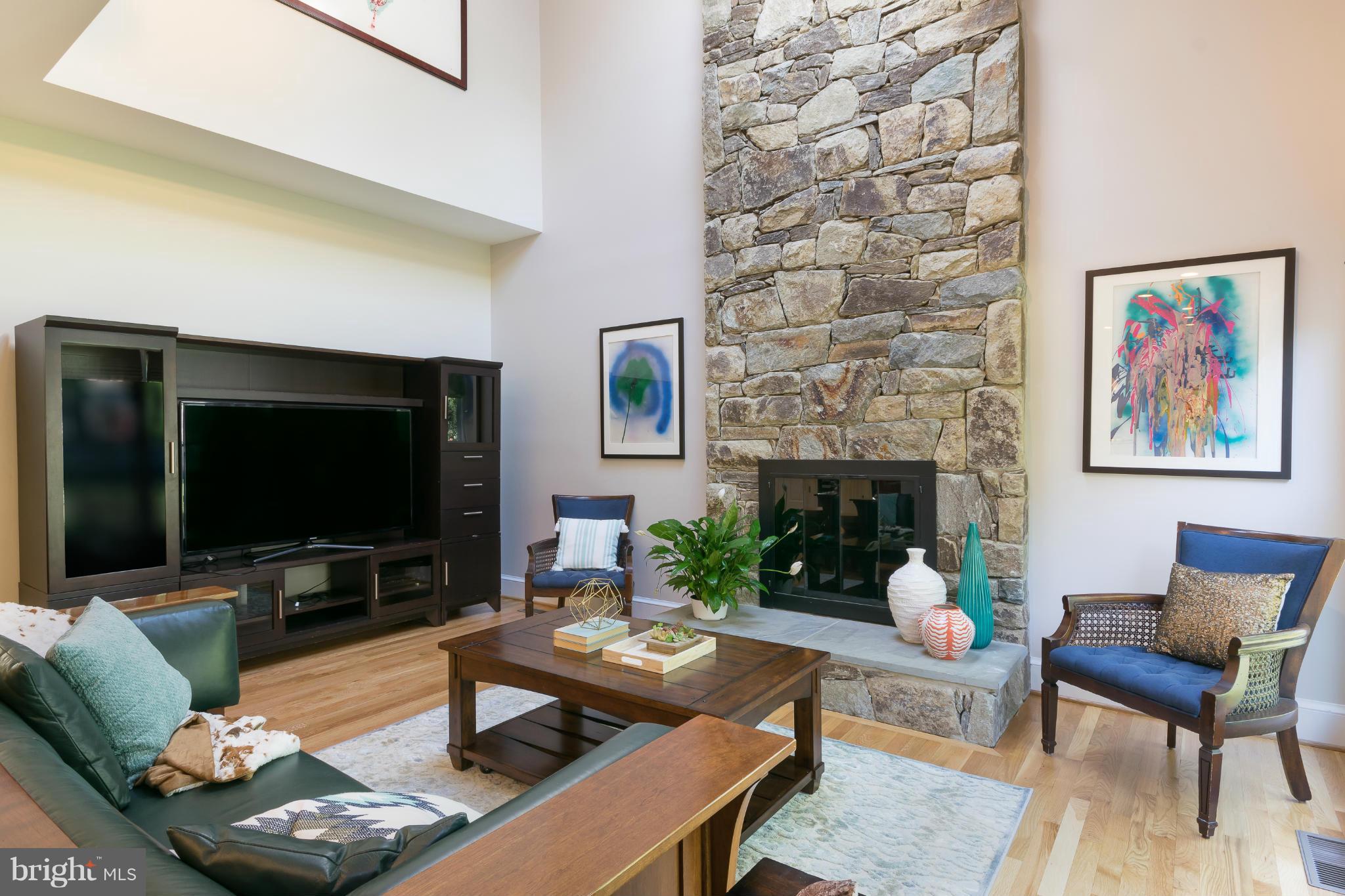 7511 Radnor Road Bethesda, MD 20817 - Photo 7 of 30 Family Room