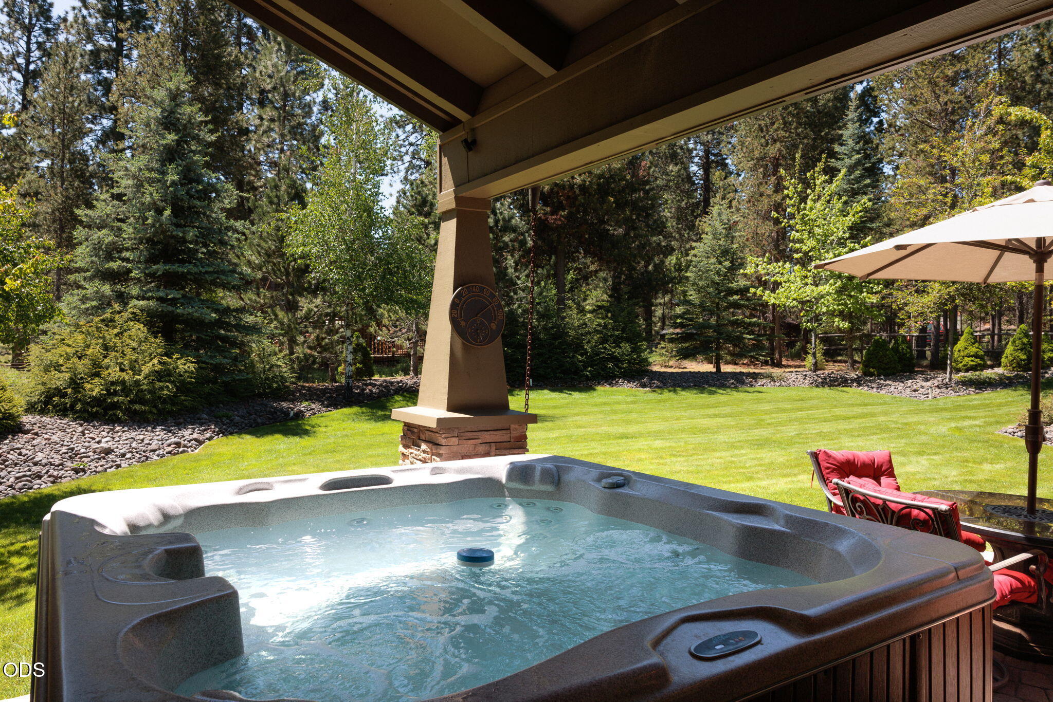 16969 Spring River Road Bend, OR 97707 - Photo 12 of 53