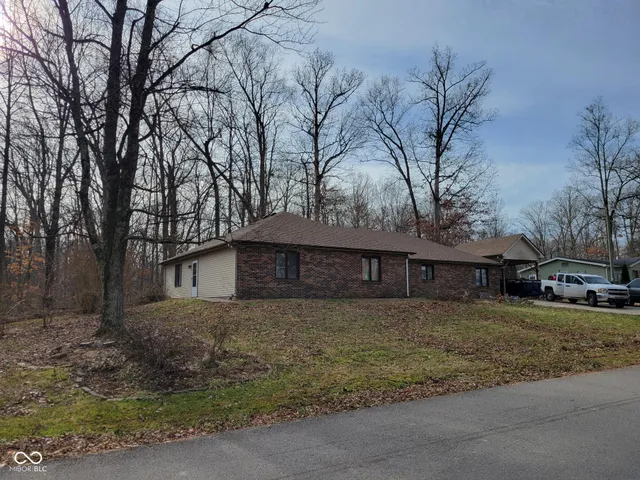 $225,000 | 153 White Oak Way, North Vernon, IN 47265